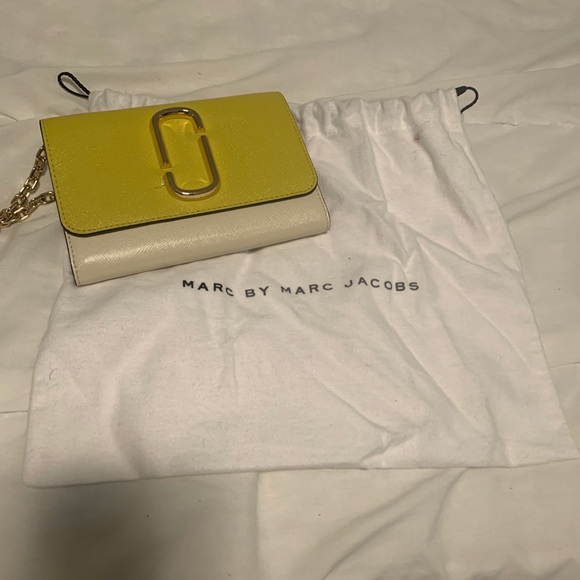 Marc Jacobs Clutch (w/ chain for crossbody) - Picture 2 of 3